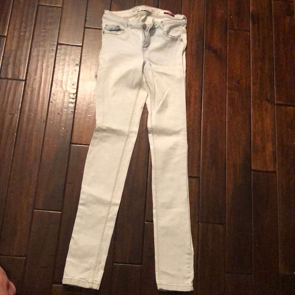 Zara very light wash jeans